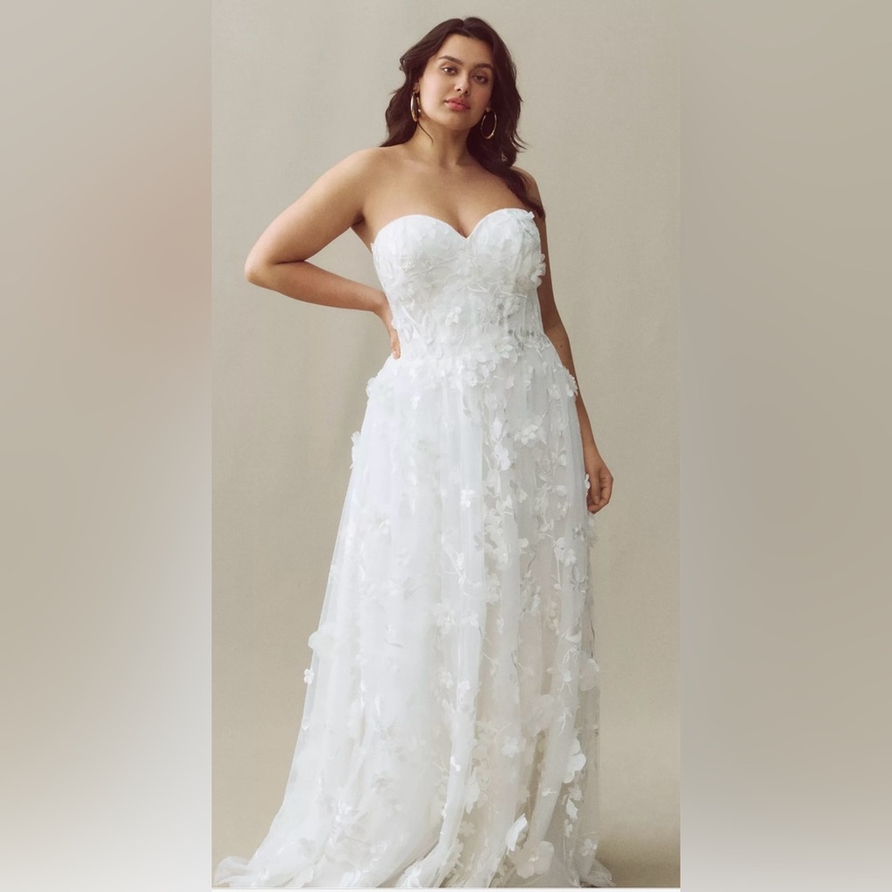 Anthropologie “The Ivy” Ivory Strapless Wedding Dress